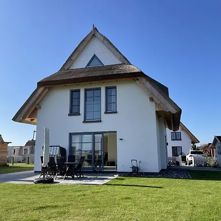 Ferienhaus Piratennest Ruegen Dranske Exterior photo
